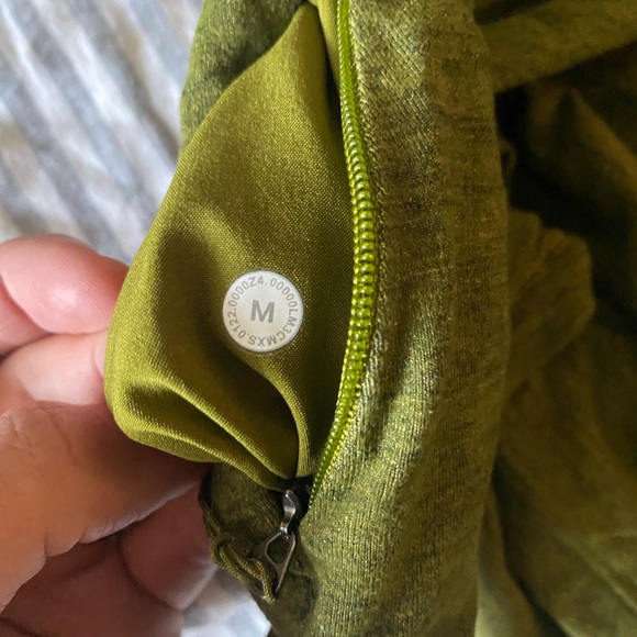 Lululemon half zip - Picture 2 of 6